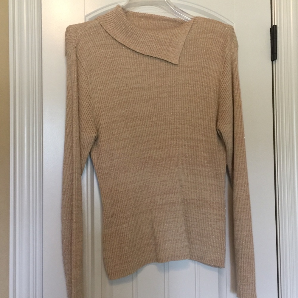 Women’s Lightweight Gold Sweater